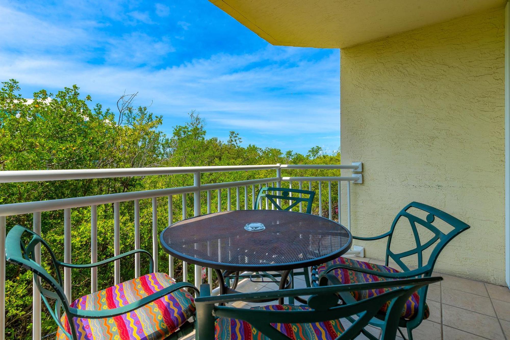 Sunrise Suites Saint Lucia Suite #201 Key West Ruang foto